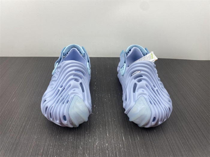 Cr*0*s x salehe bembury 207393-4st