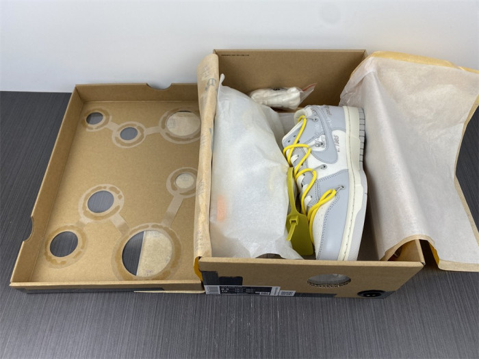 OF X Nike Dunk Low Lot 29 of 50 DM1602-103