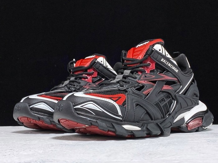 Balen Runner Sneakers Red Black 570391 W2GN7 2010