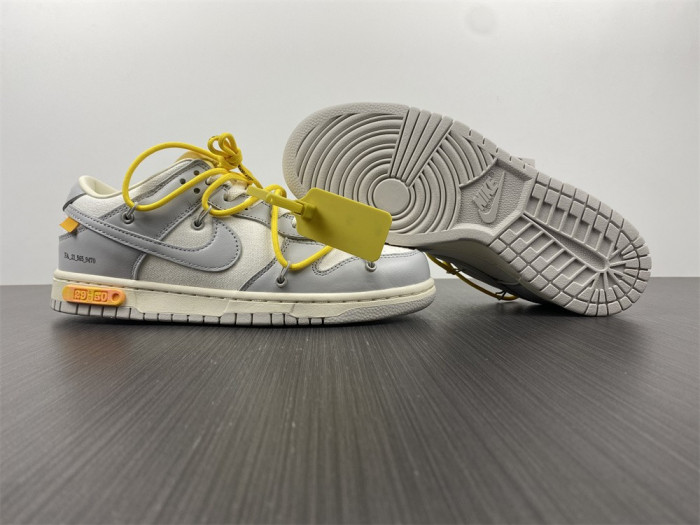 OF X Nike Dunk Low Lot 29 of 50 DM1602-103