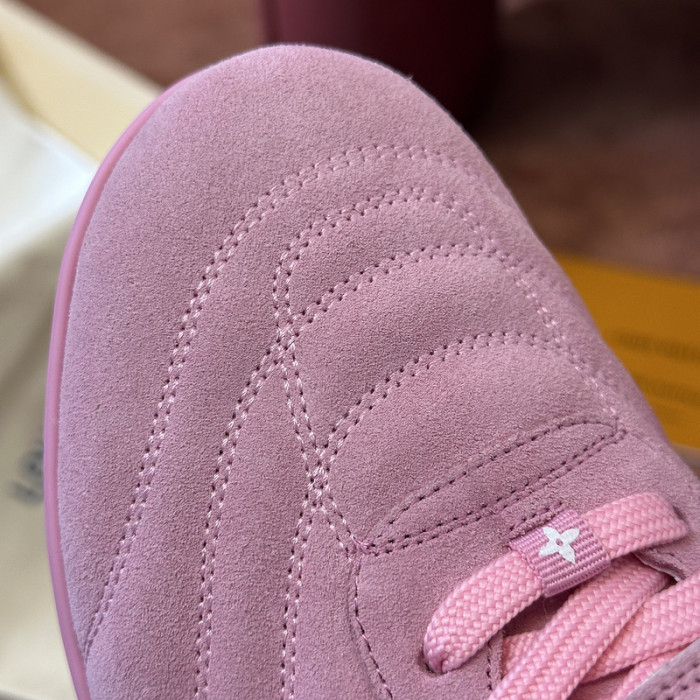 L1VV Footprint Sneakers