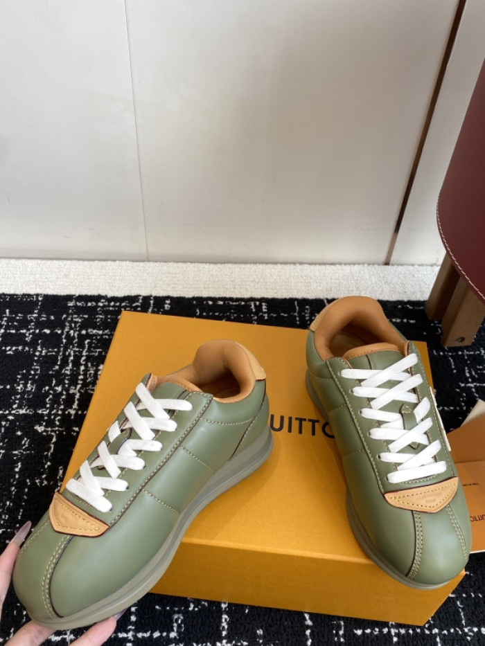 L1VV Buttersoft Sneakers