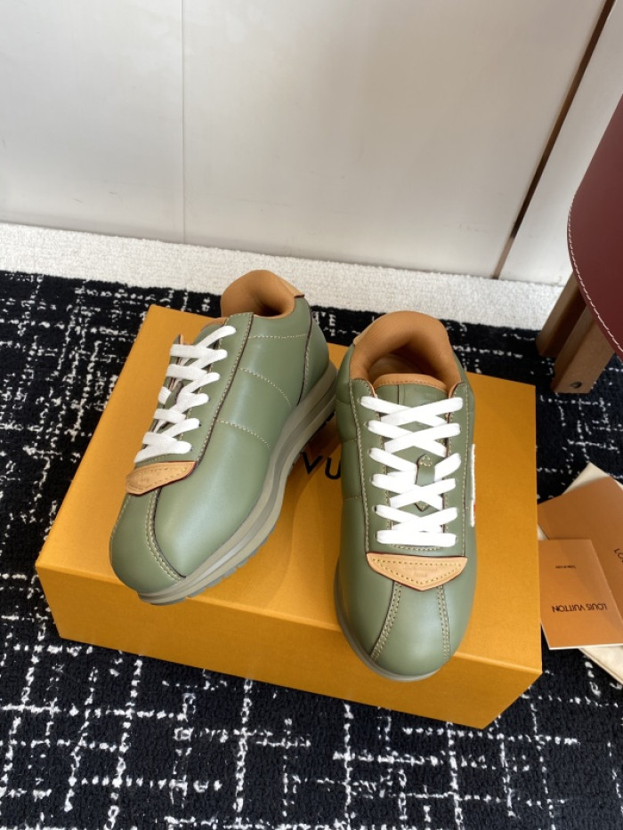 L1VV Buttersoft Sneakers