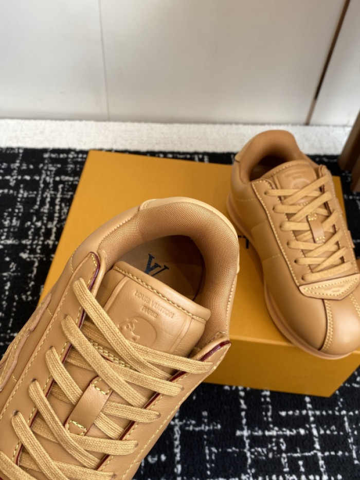 L1VV Buttersoft Sneakers