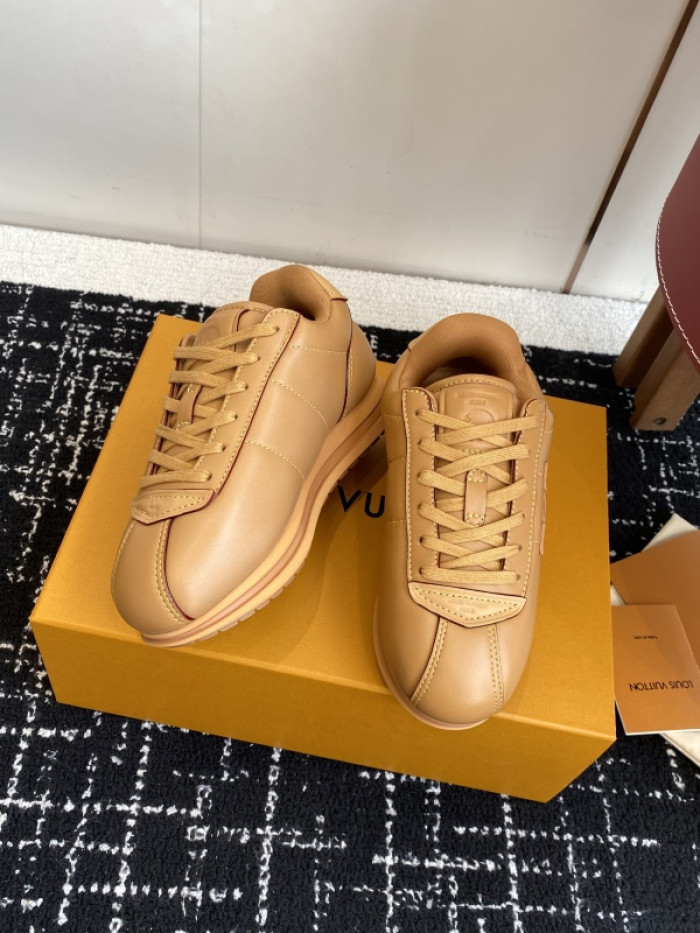 L1VV Buttersoft Sneakers