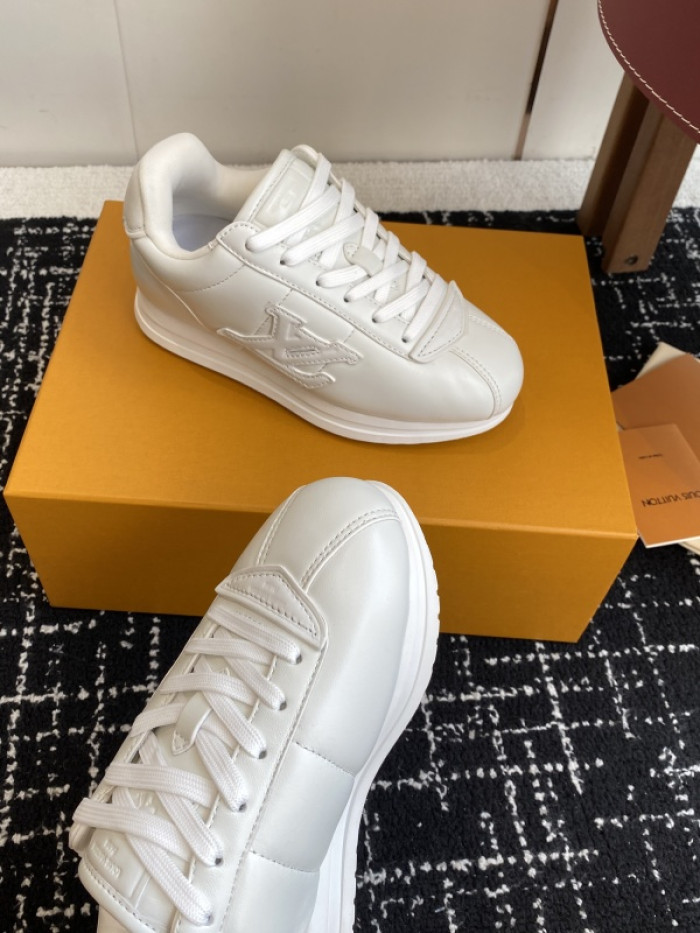L1VV Buttersoft Sneakers
