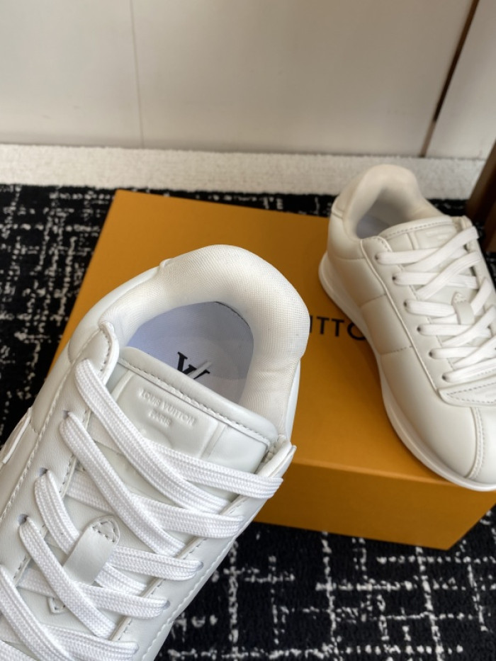 L1VV Buttersoft Sneakers