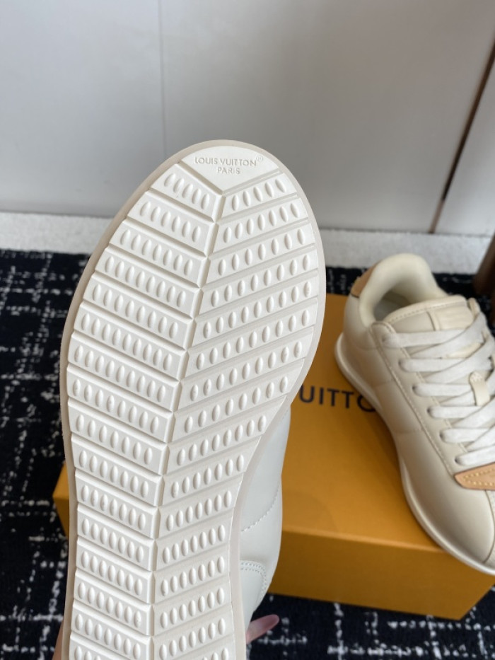 L1VV Buttersoft Sneakers