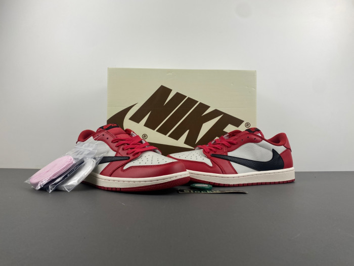 Travis Scott Jordan 1 Low ‘Chicago’