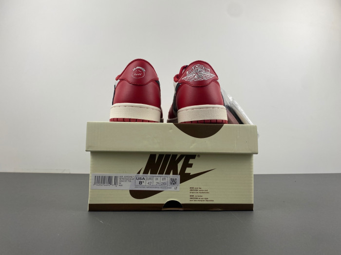 Travis Scott Jordan 1 Low ‘Chicago’