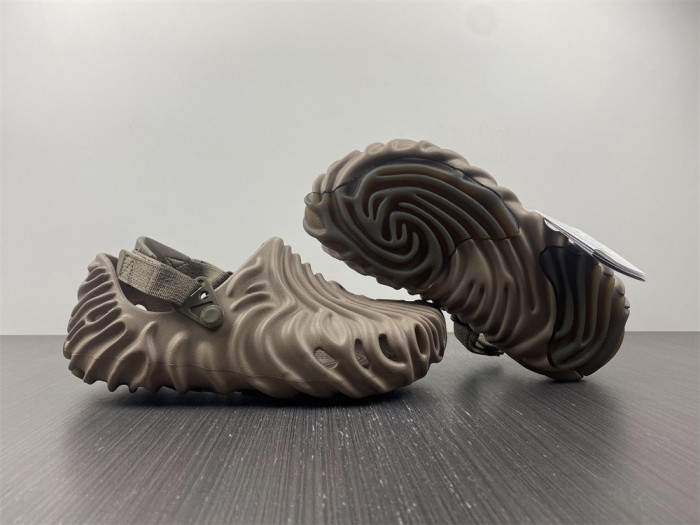 Cr*0*s x salehe bembury 207393-195