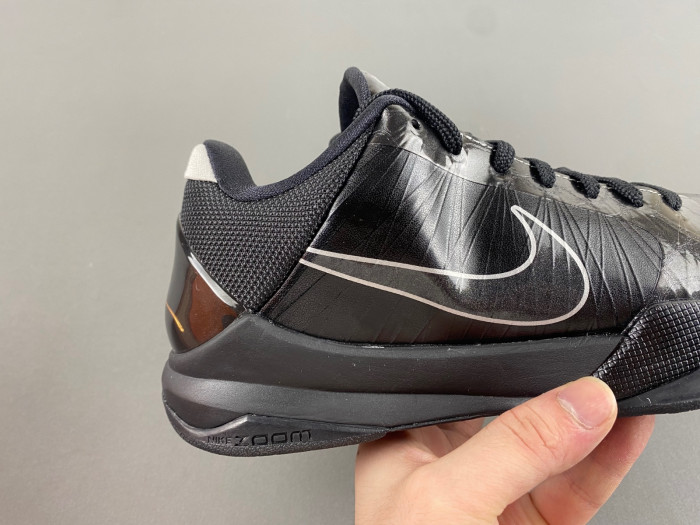 nike zoom kobe 5 ‘blackout’ 386430-003