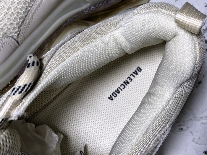 balen triple s trainers clear sole gold and white 541624 w09o1 9005