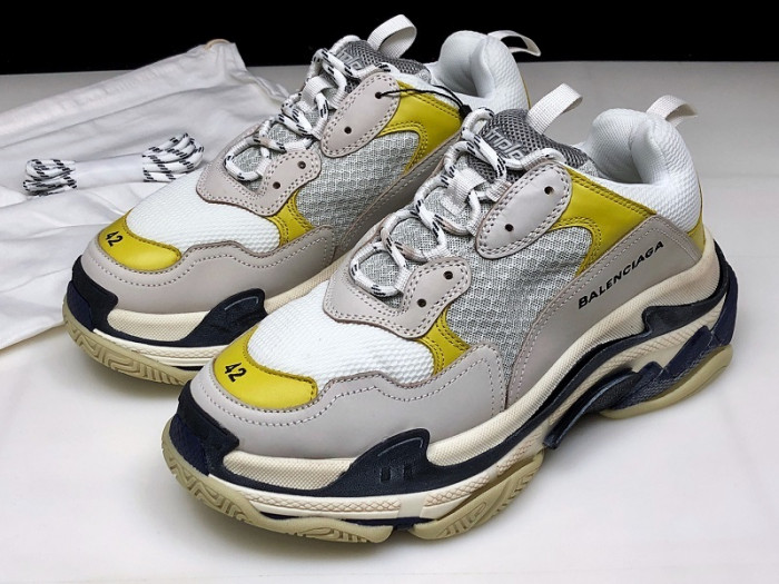 balen triple s trainers clear sole grey yellow white 541624 w09oh 1008
