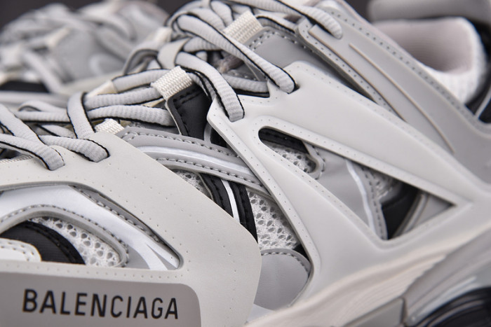 BALEN TRACK TRAINER 542023 W3AD3 9812