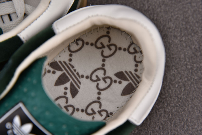 a*d*das x G*u*i1 gazelle