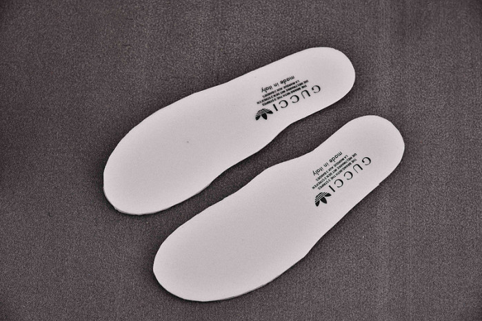 a*d*das x G*u*i1 gazelle