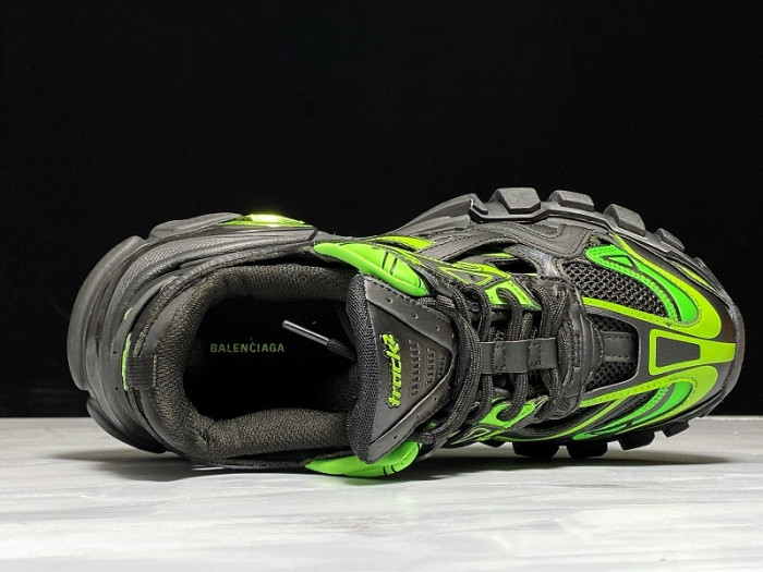 Balen Runner Sneakers green black 570391 W2GN7 2013