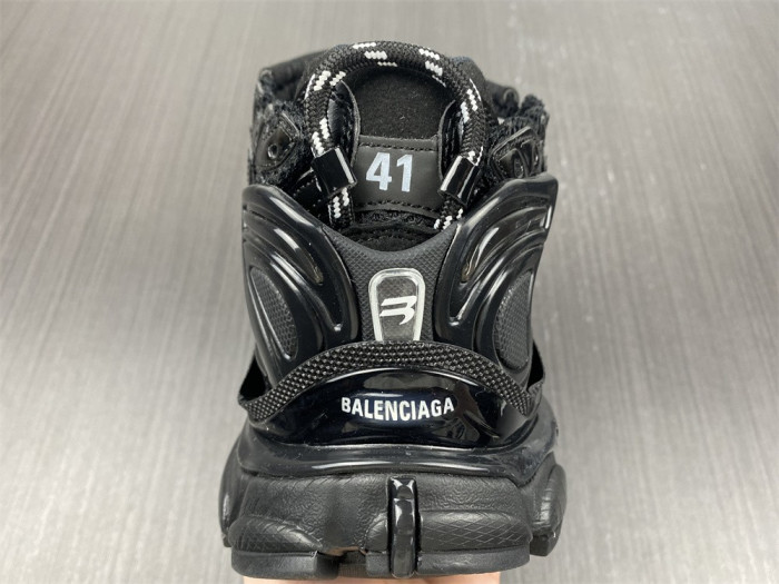 balen track runner monocolor kith black - 677403 w3ra9 1000