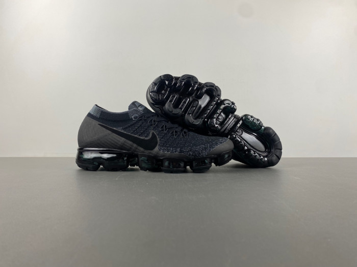 Nike Air VaporMax Flyknit Black Dark Grey 849558-007