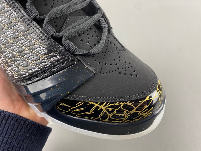 Air Jordan 23 UNC 318376-041