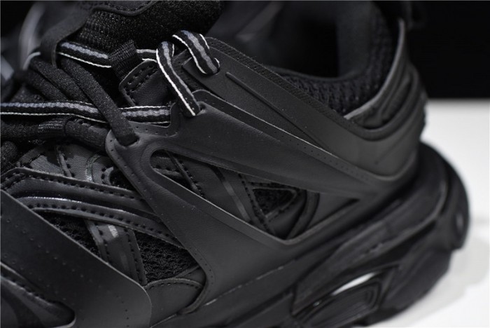 Balen Track Sneakers 656686 W06G0 2001 BLACK