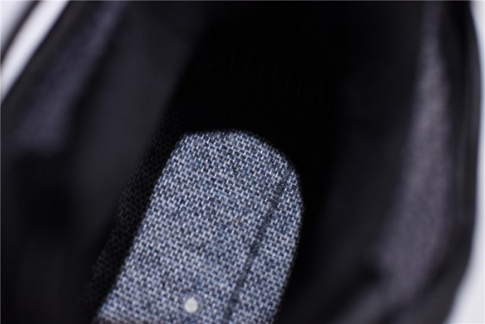 Balen Track Black Grey Red 542023 W1GB1 6212