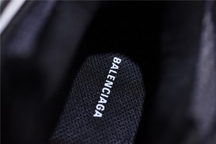 Balen Track Black Grey Red 542023 W1GB1 6212