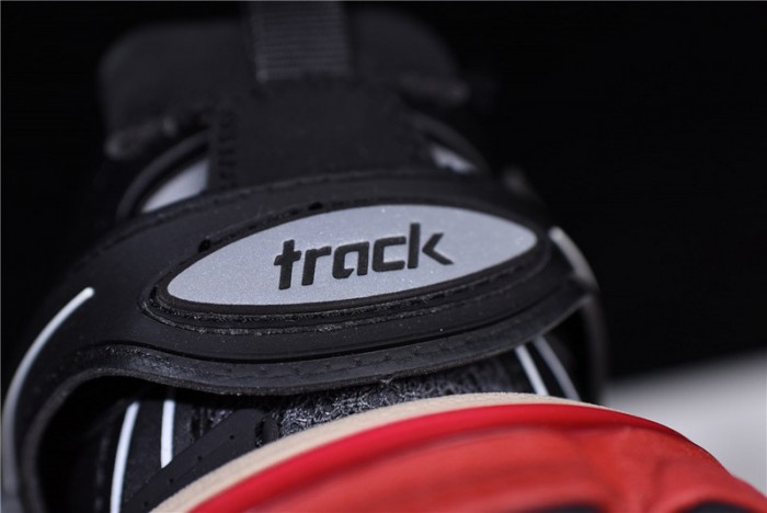 Balen Track Black Grey Red 542023 W1GB1 6212