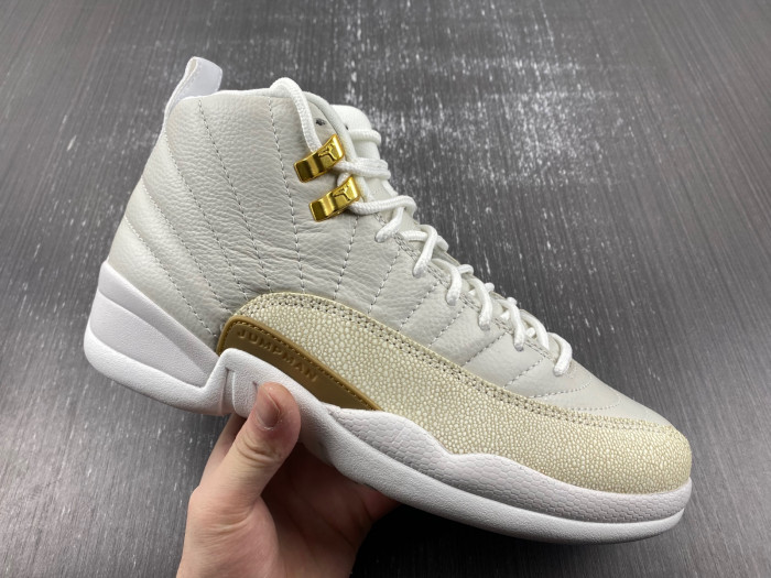 air jordan 12 retro ovo white 873864-102