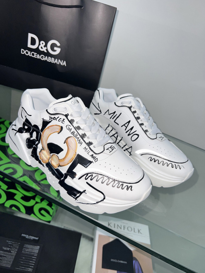 dg sneakers