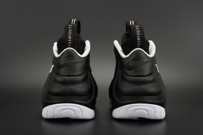 nike air foamposite pro “dr. doom” black/white 624041-006