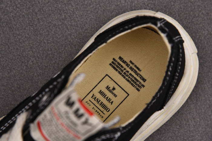 Ma*s*n mihara yasuhiro blakey sneakers