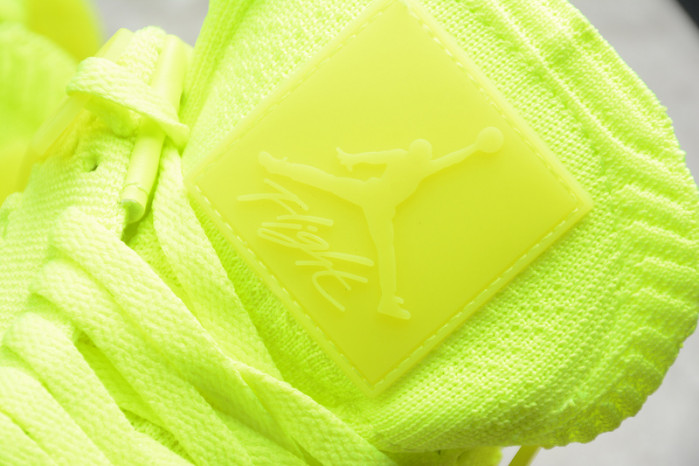 air jordan 4 retro flyknit volt aq3559-700