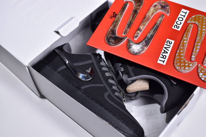 travis scott x air force 1 low black aq4211-001