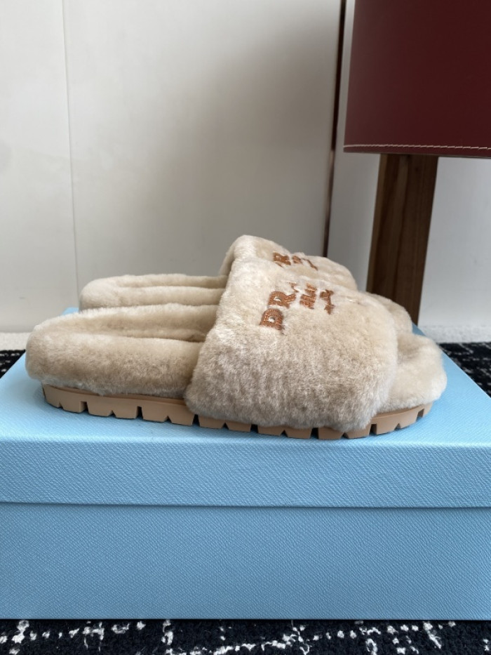 Prada Slides