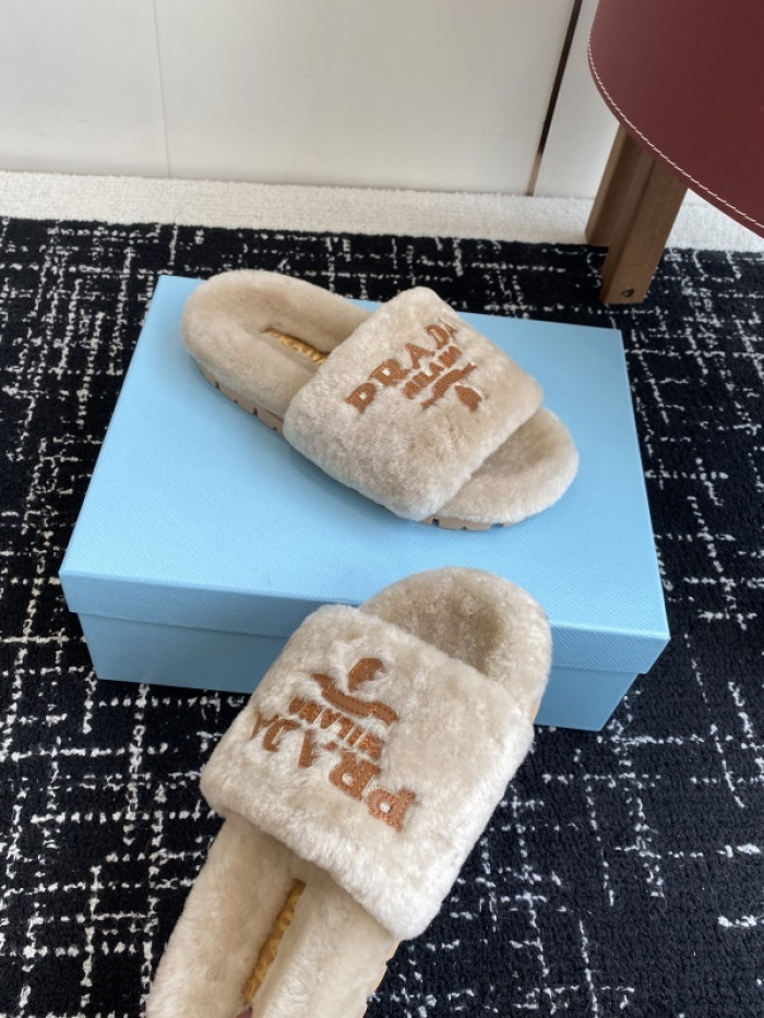 Prada Slides