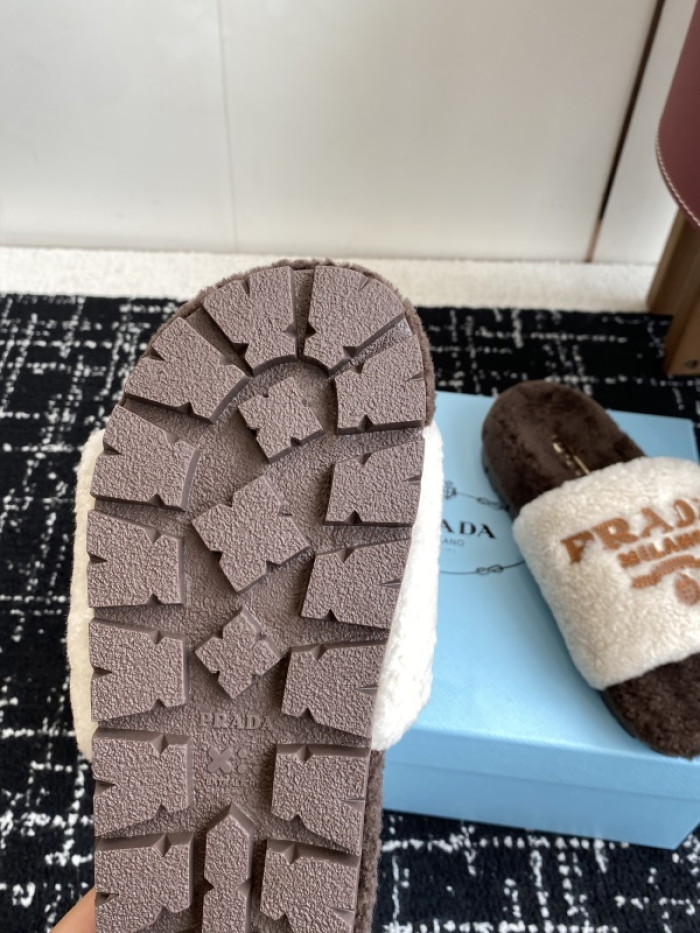 Prada Slides