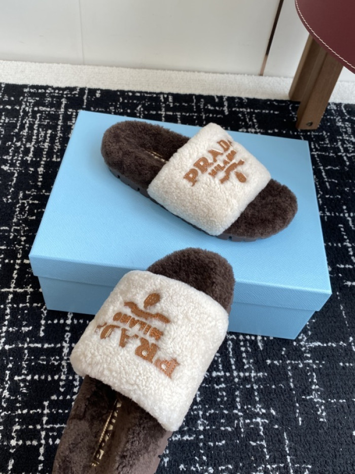 Prada Slides
