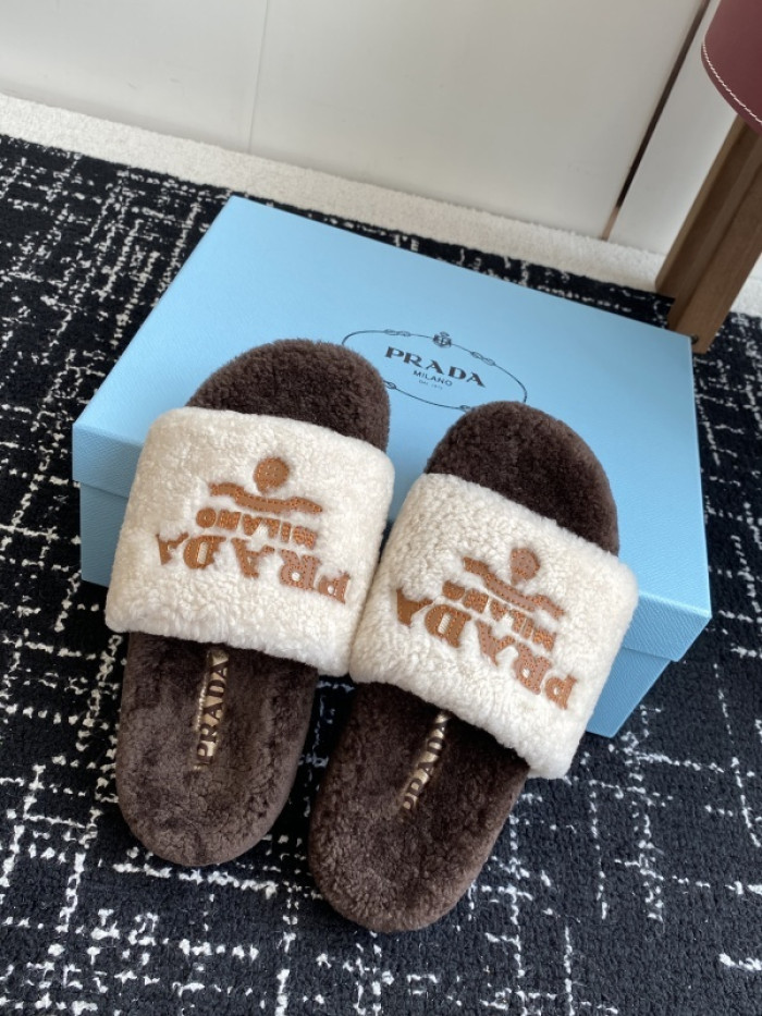 Prada Slides