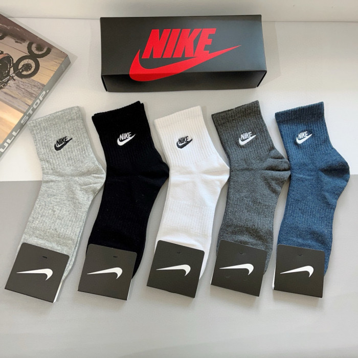 Askick Socks- 5 pairs in a box