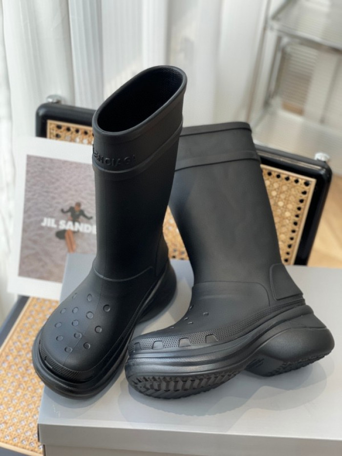 balen x Cr*0*s rubber rain boots-black