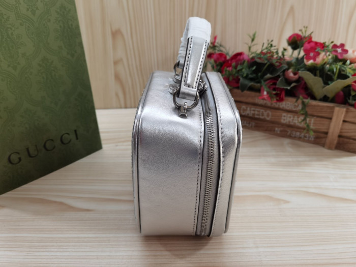 G*u*i1 bag-17*15*9cm