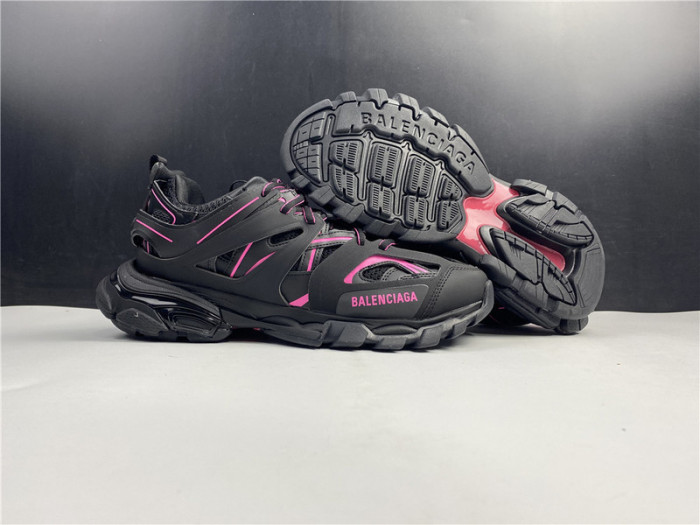 balen track sneaker pink and black 542023 w2la1 2046