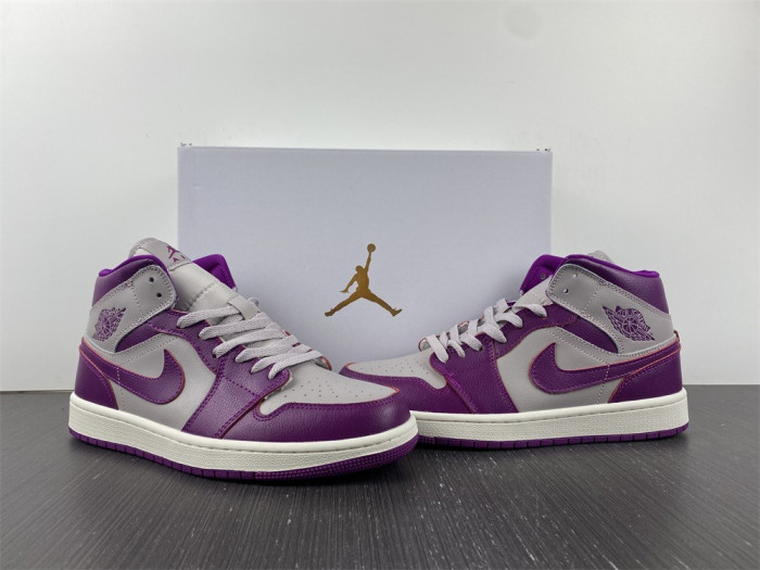 air jordan 1 mid magenta (2022) (w) bq6472-501