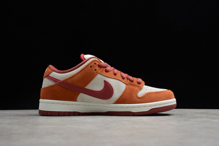 nike sb dunk low pro dark russet cedar bq6817-202