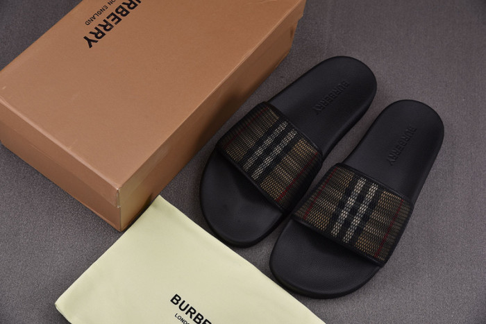 bur*berry slide