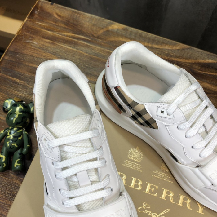 bur*berry sneakers