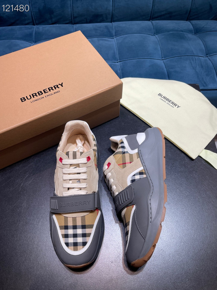 bur*berry sneakers