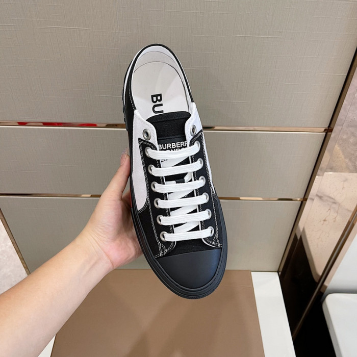 bur*berry sneakers
